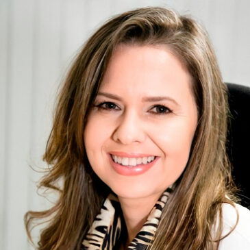 Dra. Vânia Lucia Carrara Lacerda